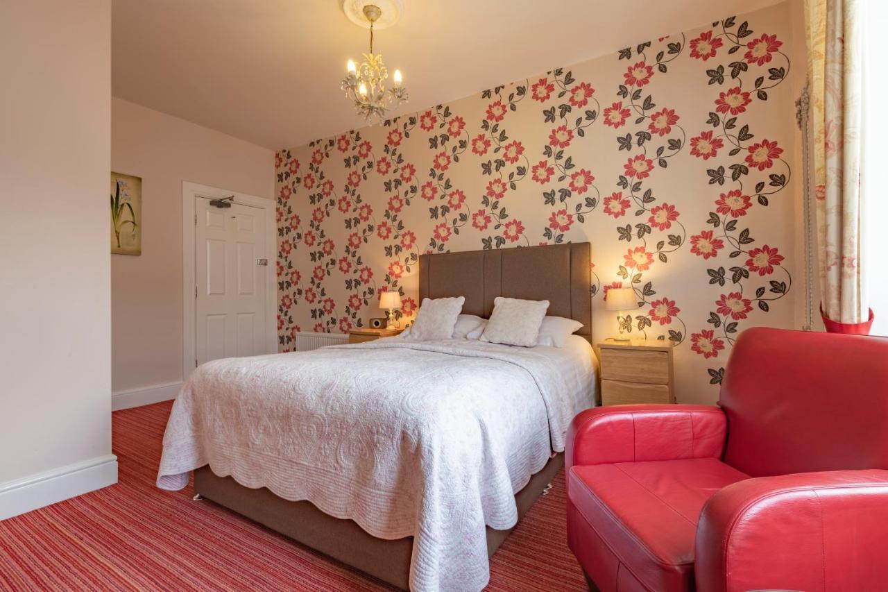 The Wilton Hotel Llandudno Bagian luar foto