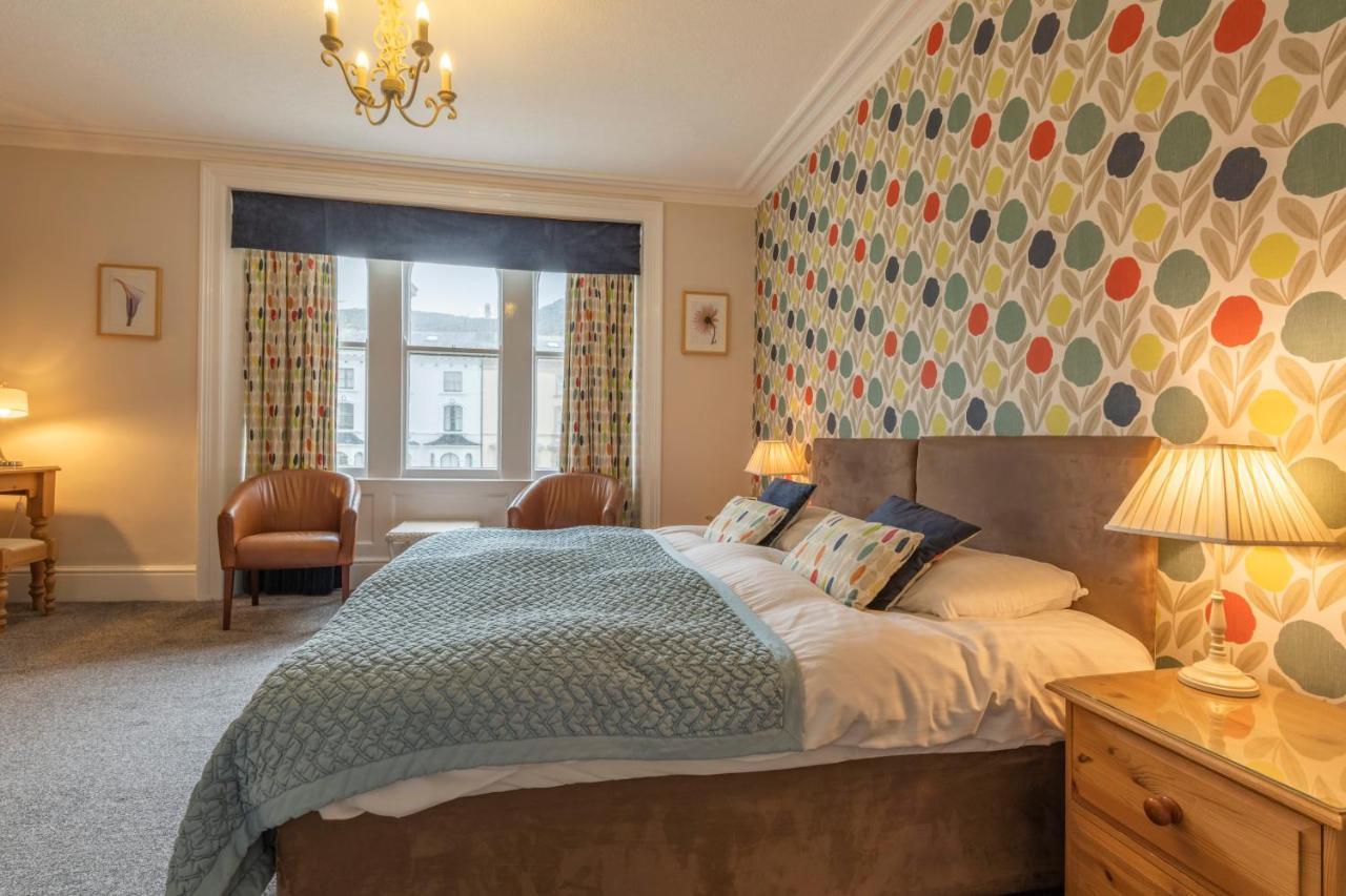 The Wilton Hotel Llandudno Bagian luar foto