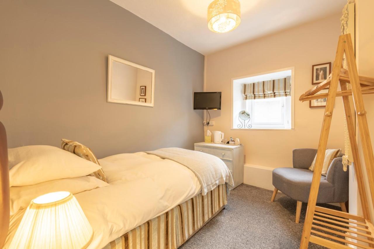 The Wilton Hotel Llandudno Bagian luar foto