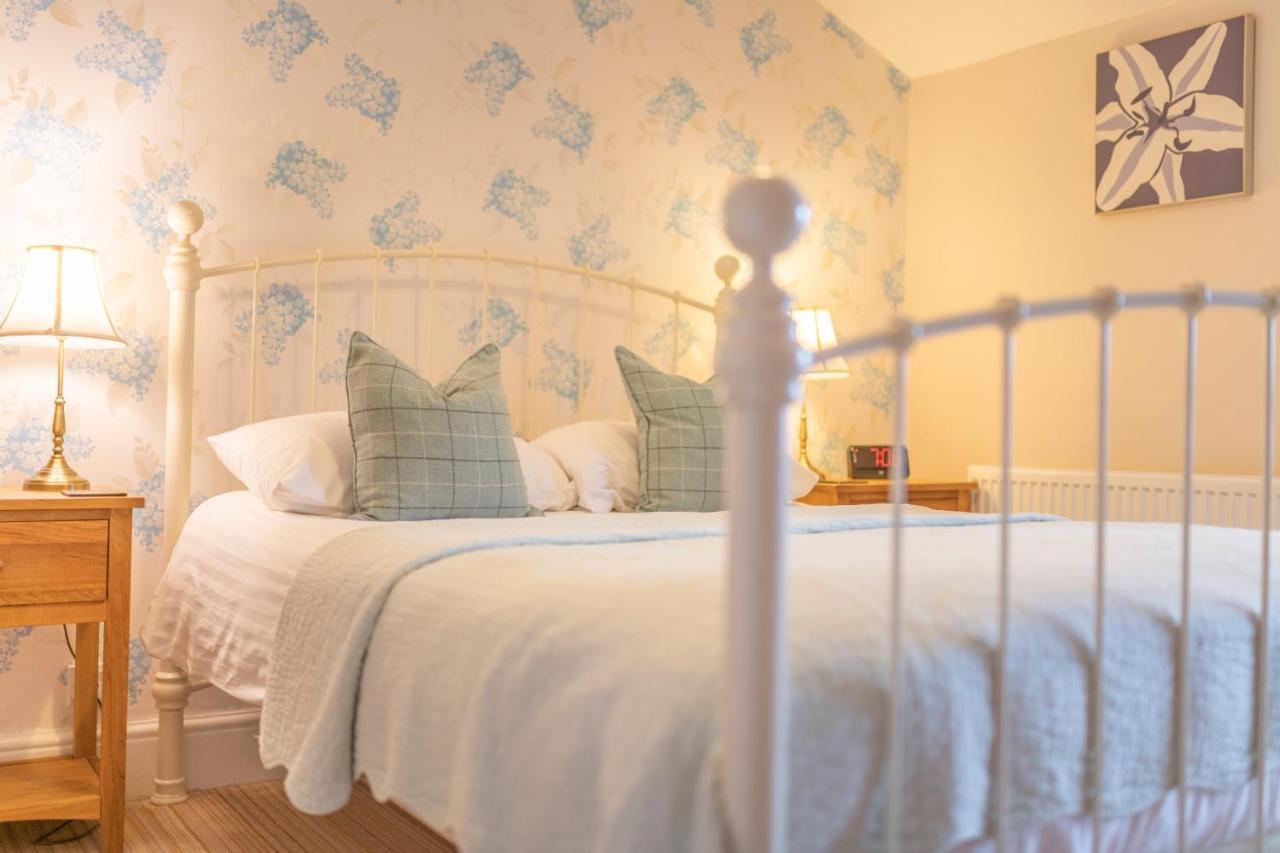 The Wilton Hotel Llandudno Bagian luar foto