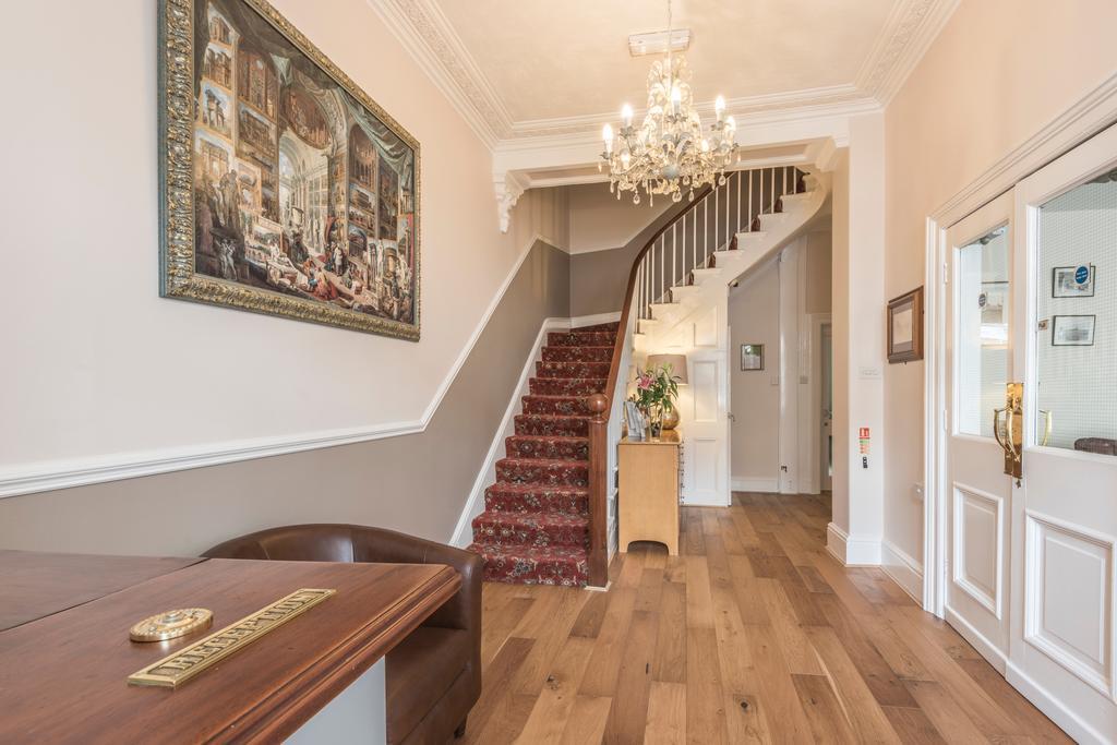 The Wilton Hotel Llandudno Bagian luar foto